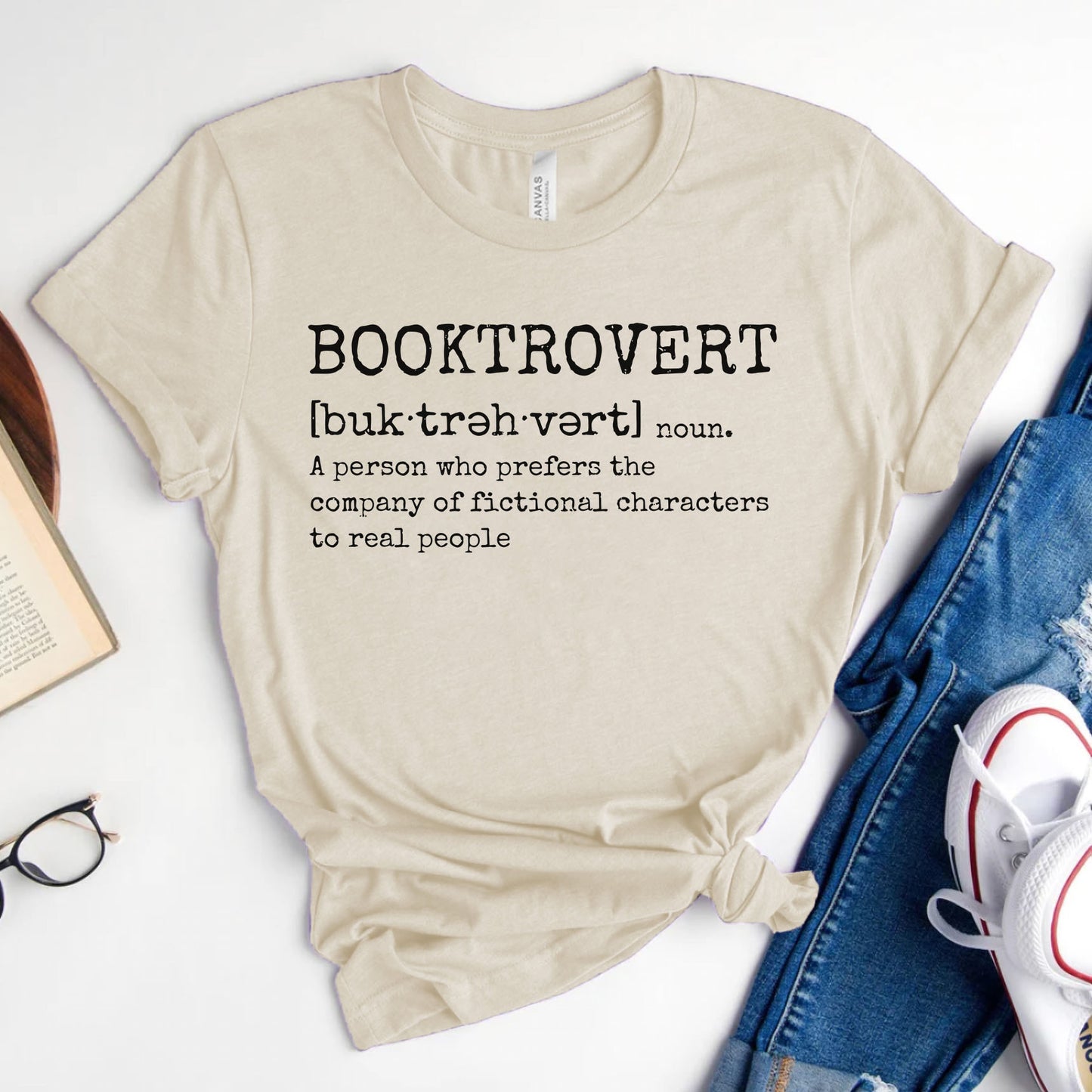 Booktrovert T-Shirt